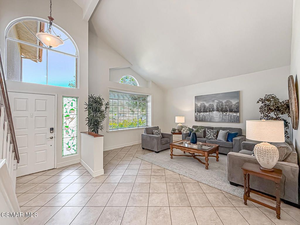 Photo of 3195 N Geronimo Avenue, Simi Valley, CA 93063 (MLS # 226001427)