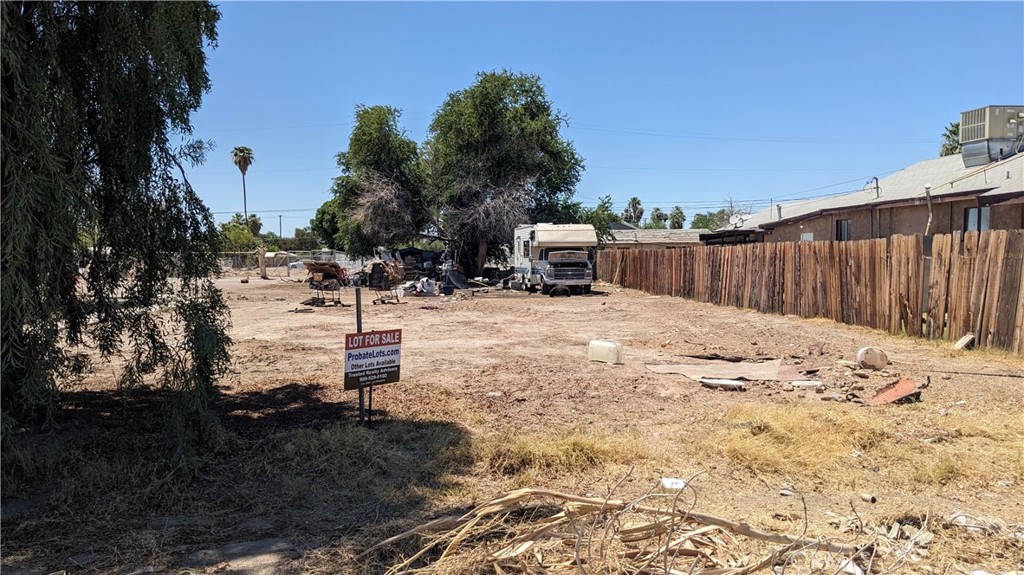 Important Update for all Buyers and Agents: Seller has temporarily suspended review of all offers while some Estate issues are resolved. They are not suspending marketing. Our focus has shifted towards assisting the Seller with these issues so that they don't affect the buyers later in the process. We hope to have an update for everyone after August 12th. Probate Transaction. Downtown Area...All Cash..No Financing..No Assignments …..Court Confirmation Required..0.17 acres and 7,405 sqft..... No Seller carry-back....No Contingencies.. Your entire purchase amount must be wired into escrow within 1 business day after acceptance. ....See MLS Supplements for additional Lots For Sale in this area such as: APN:848-072-024 (2nd Street) ...Check with the local government on current zoning, and all other utility services in this area....The seller has never occupied this lot and has very little knowledge of it or the surroundings....Information herein is deemed to be reliable but not guaranteed...Also, the "For Sale" sign is approximate and plot coordinates were created from a 3rd party government website. Please plot your own location and directions for accuracy. It is the buyer's responsibility to do their own Survey and mark the corners of the lot.