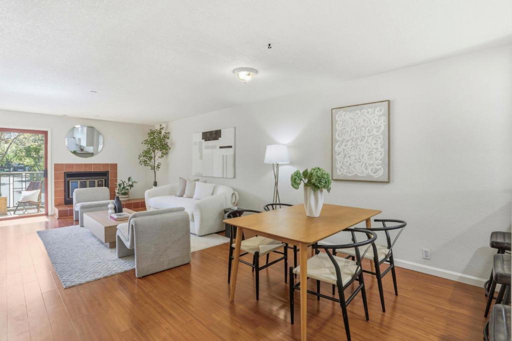 4159 El Camino Way M