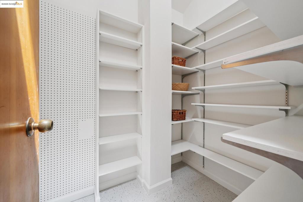 BERKELEY HILLS - Residential