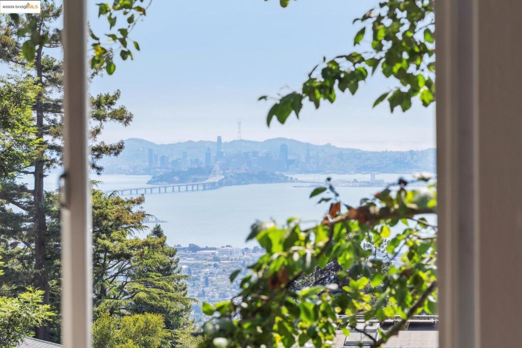 BERKELEY HILLS - Residential