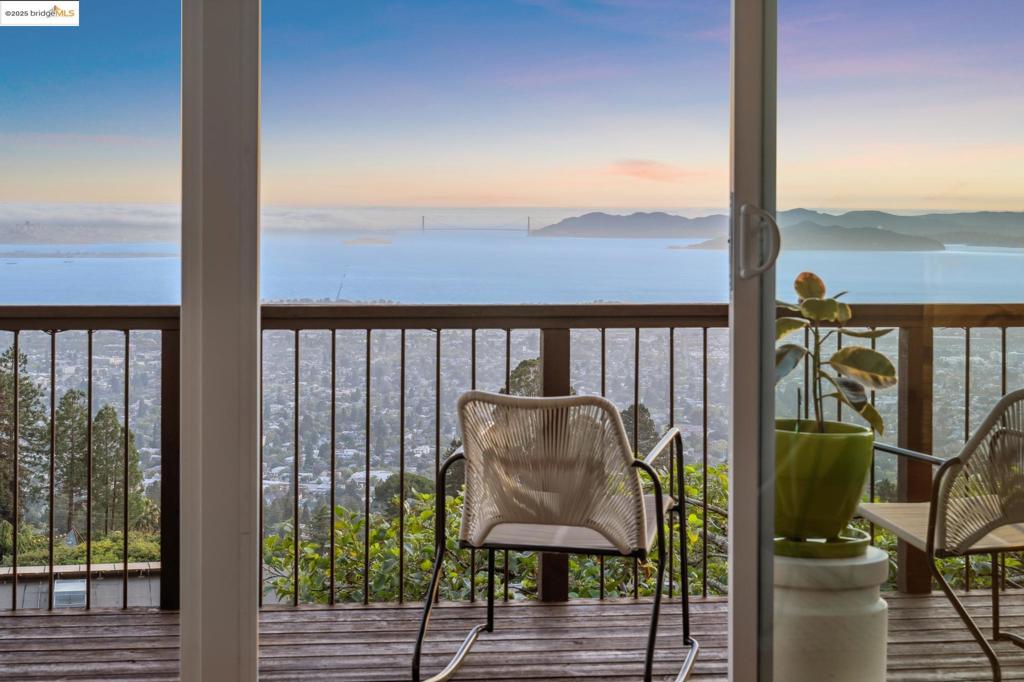 BERKELEY HILLS - Residential