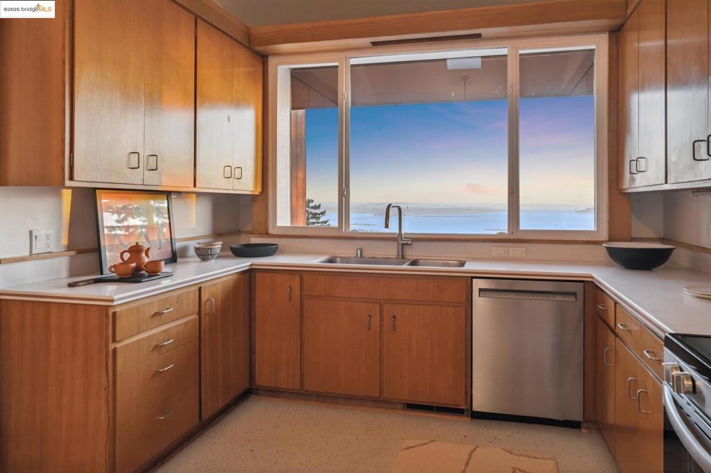 BERKELEY HILLS - Residential