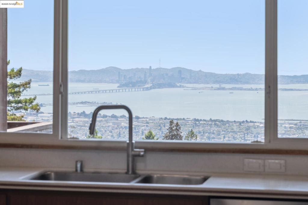 BERKELEY HILLS - Residential