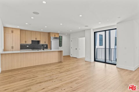 Photo of 5540 Tova Road, Sherman Oaks, CA 91411 (MLS # 26843765)