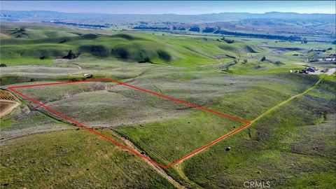 Photo of 3705 Gruenhagen Flt, Paso Robles, CA 93446 (MLS # NS25273800)