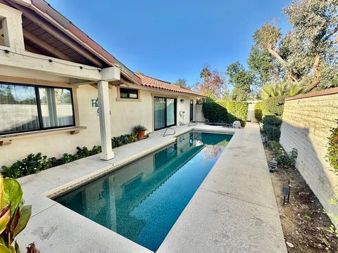 Photo of 359 Villena Way, Palm Desert, CA 92260 (MLS # 219121148DA)