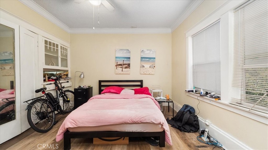 323 W 4th Street 201