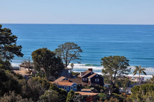 1986 ZAPO ST, DEL MAR, CA 92014 - Image 72bf7d5683b7f52696ba8a3d6a9802e2/1113803802