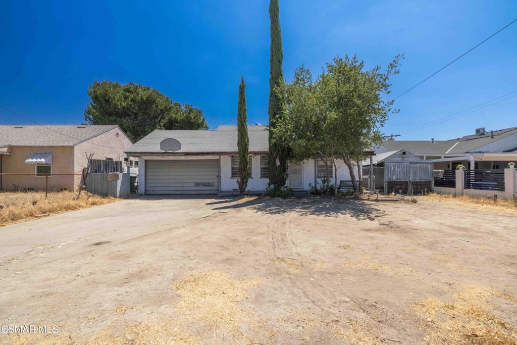 7802 Arcola Avenue, Sun Valley CA 91352