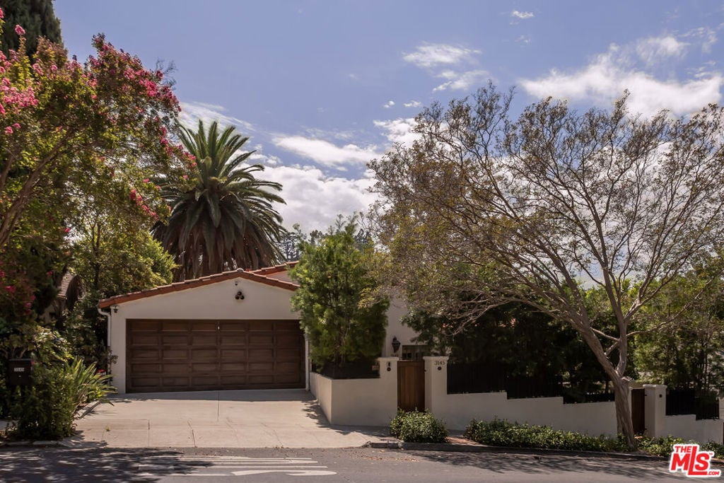 3145 La Suvida Drive