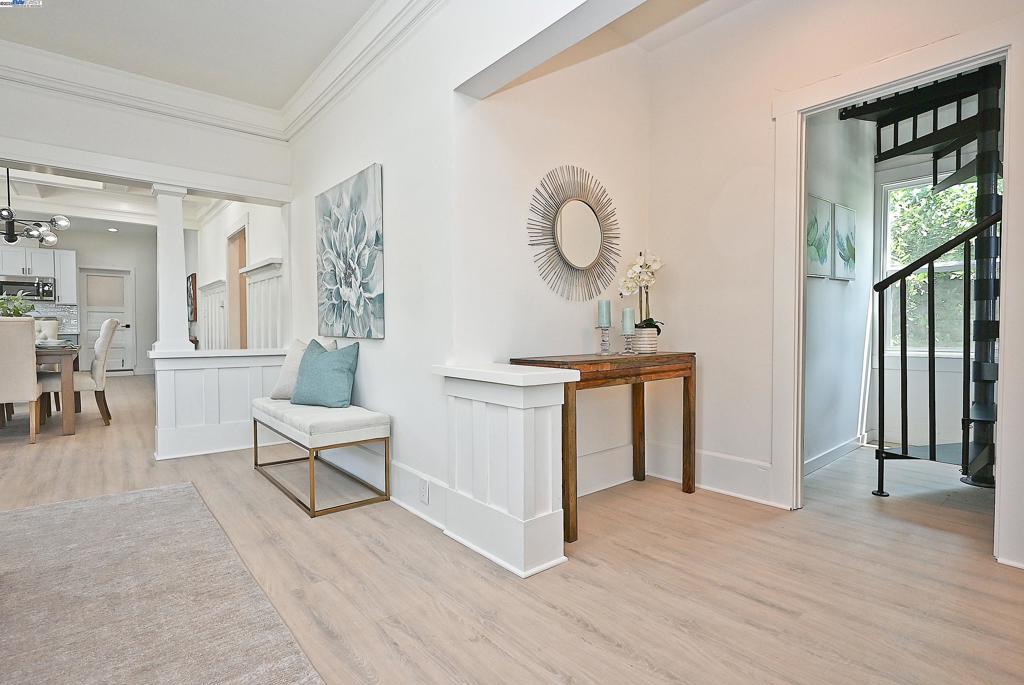 3914 Aqua Vista St