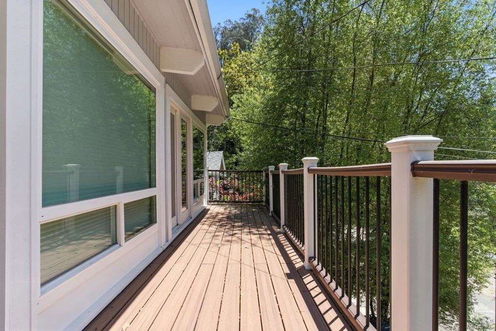18 Conrad Ct