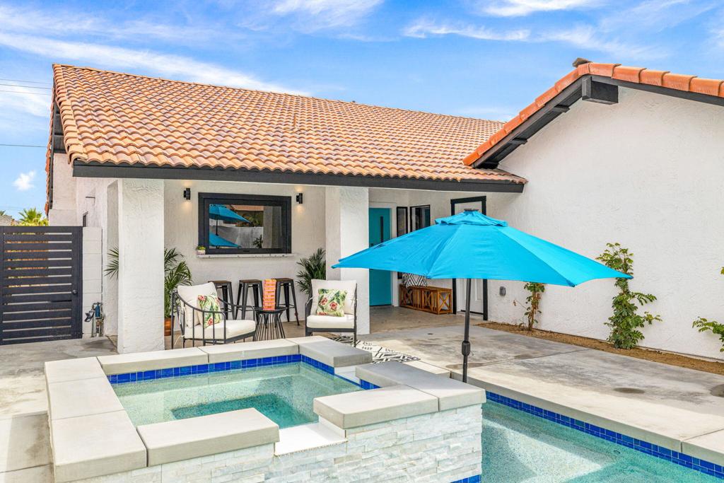 La Quinta Cove - Residential