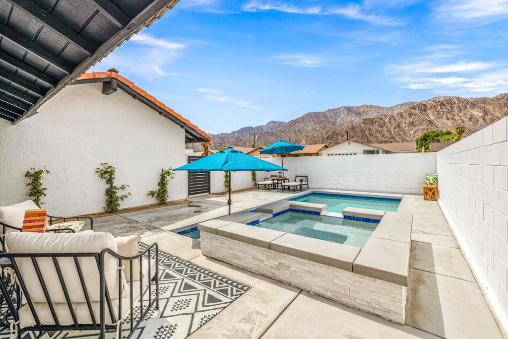 La Quinta Cove - Residential