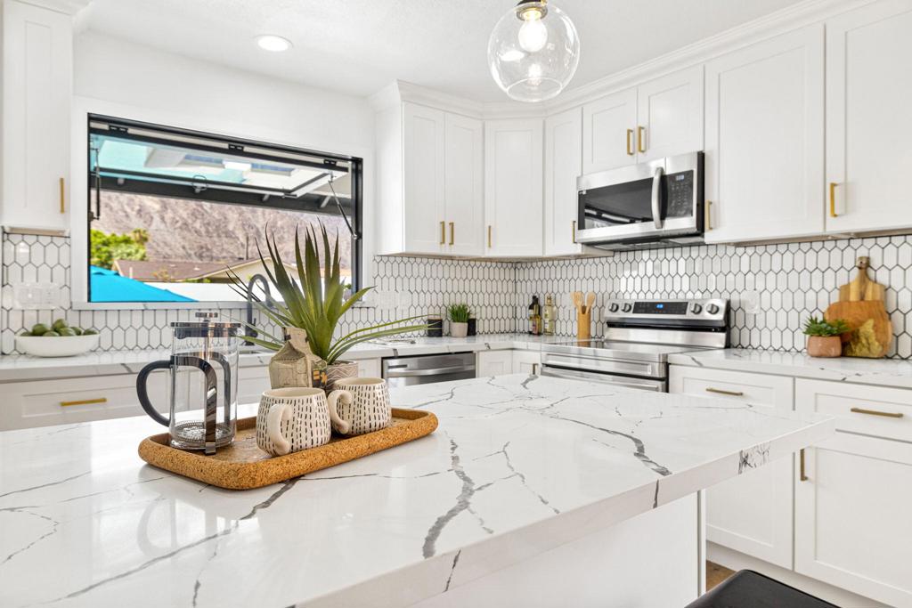 La Quinta Cove - Residential