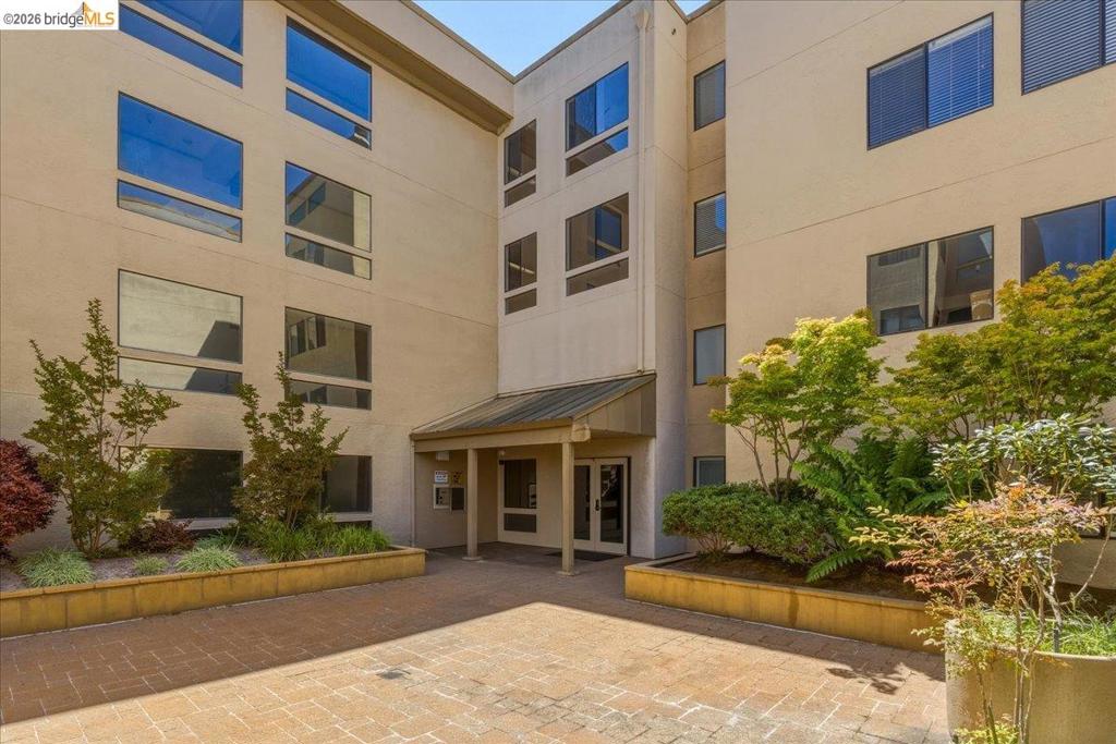 545 Pierce St St 2313, Albany CA 94706