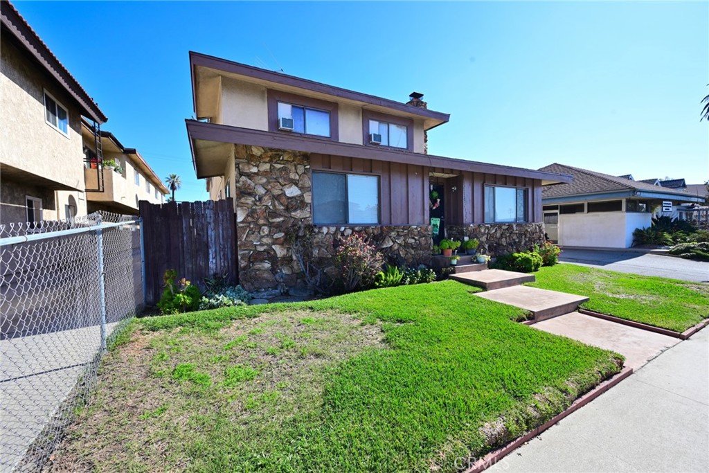 Properties 2 428 N Garfield Avenue