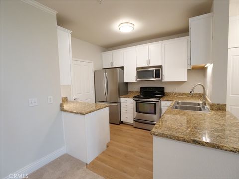 Photo of 22681 Oakgrove #122, Aliso Viejo, CA 92656 (MLS # OC26143381)