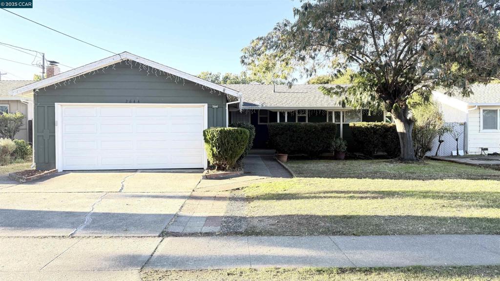This charming 3-bedroom, 2-bathroom single-family home offers 1,126 sq ft of comfortable living space on a spacious 6,000 sq ft lot. Recently updated, the home features a modern kitchen with sleek finishes, upgraded flooring throughout, and stylishly renovated bathrooms. The well-designed layout maximizes space and functionality, perfect for families or those who love to entertain. Conveniently located just minutes from the freeway and North Concord BART station, this home offers easy access to commuting, shopping, and dining. A perfect blend of comfort, style, and location!