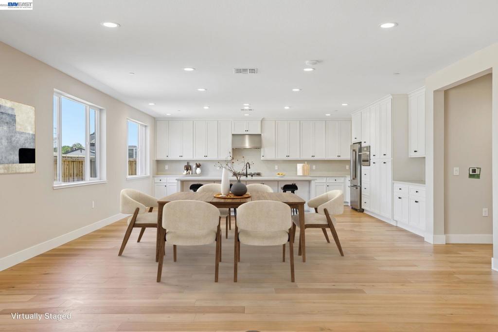 421 Trellis Way