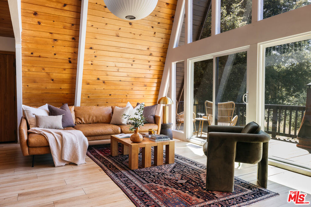 27585 Alpen Drive