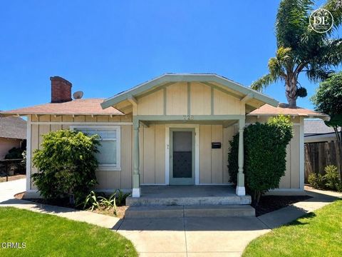 Photo of 228 N 5th Street, Santa Paula, CA 93060 (MLS # V1-37165)