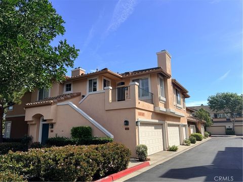 1607 Solvay Aisle Irvine CA 92606