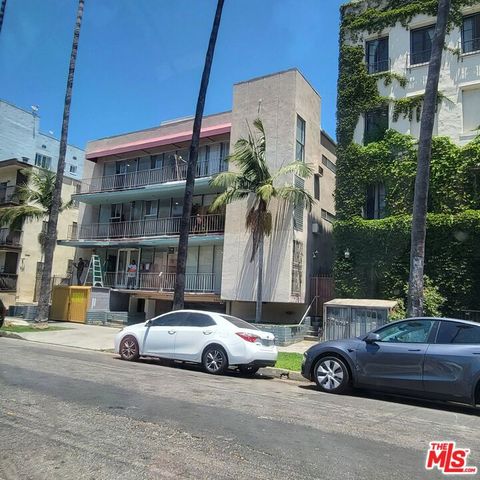 Photo of 520 S Kenmore Avenue, Los Angeles, CA 90020 (MLS # 24408191)