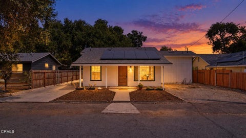 Photo of 124 S Padre Juan Avenue, Ojai, CA 93023 (MLS # V1-38619)