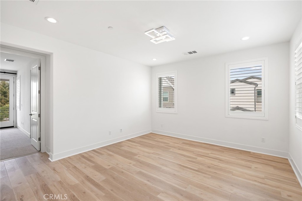 Solis Park - Residential