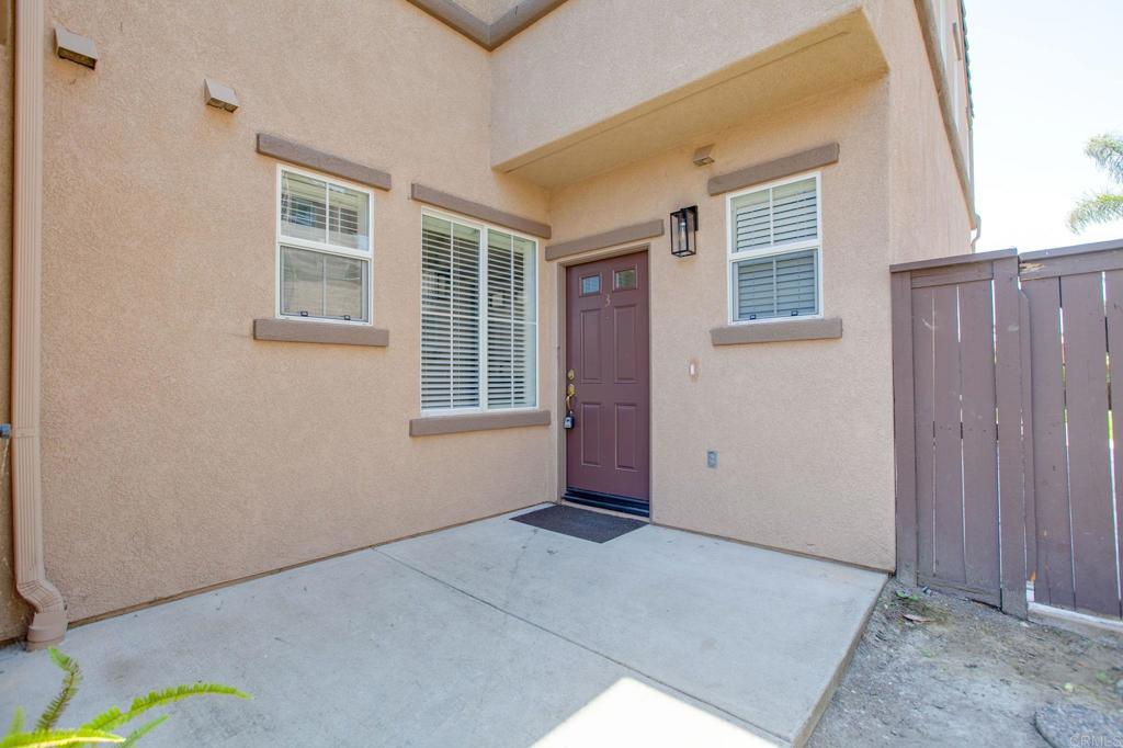633 Sumner Way 3