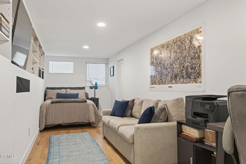 Ventura Heights - 0269 - Residential