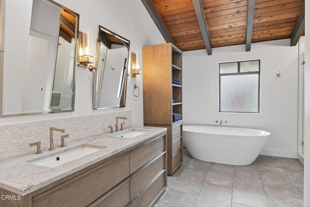 Ventura Heights - 0269 - Residential