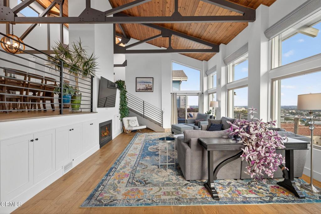 Ventura Heights - 0269 - Residential