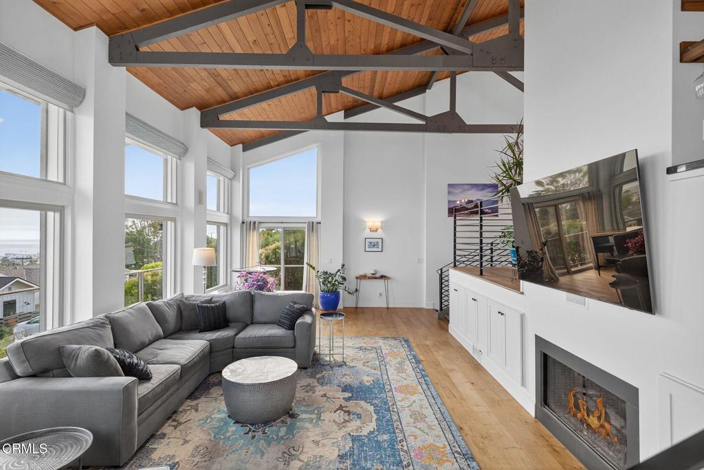 Ventura Heights - 0269 - Residential
