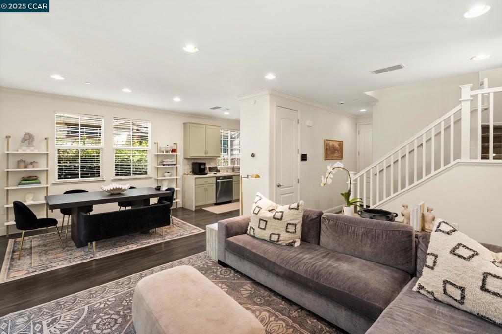 WESTSIDE DANVILL - Residential