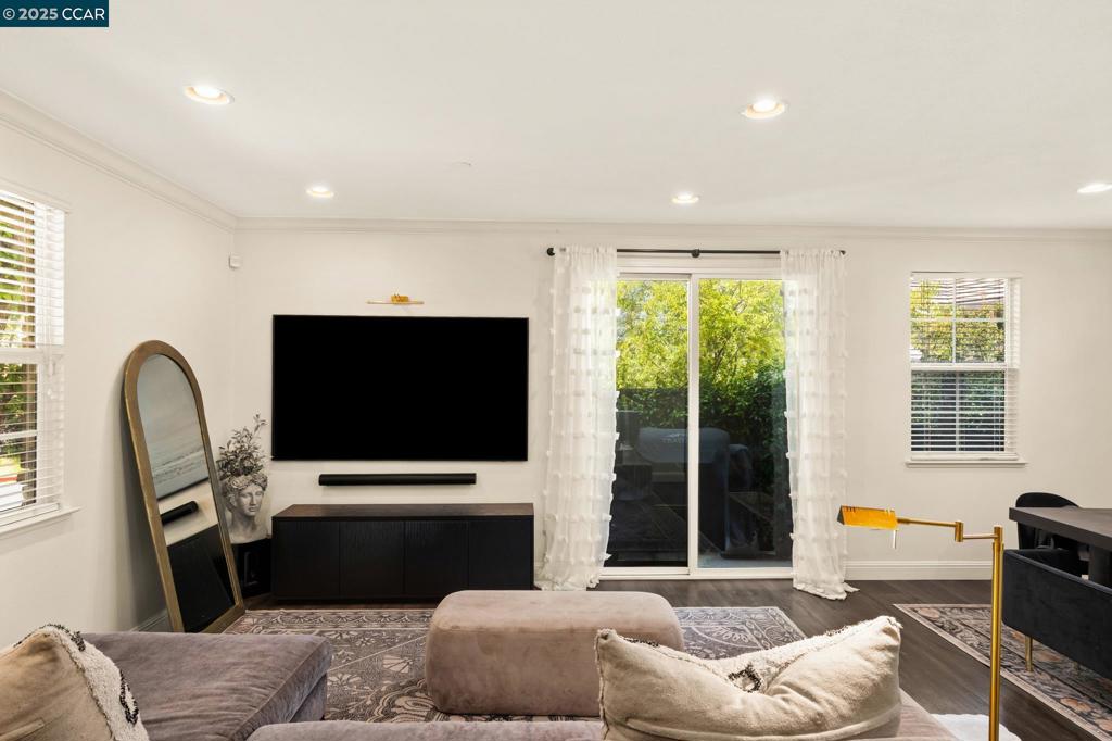 WESTSIDE DANVILL - Residential