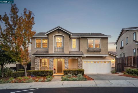 Photo of 310 Elworthy Ranch Circle Cir, Danville, CA 94526 (MLS # 41119243)