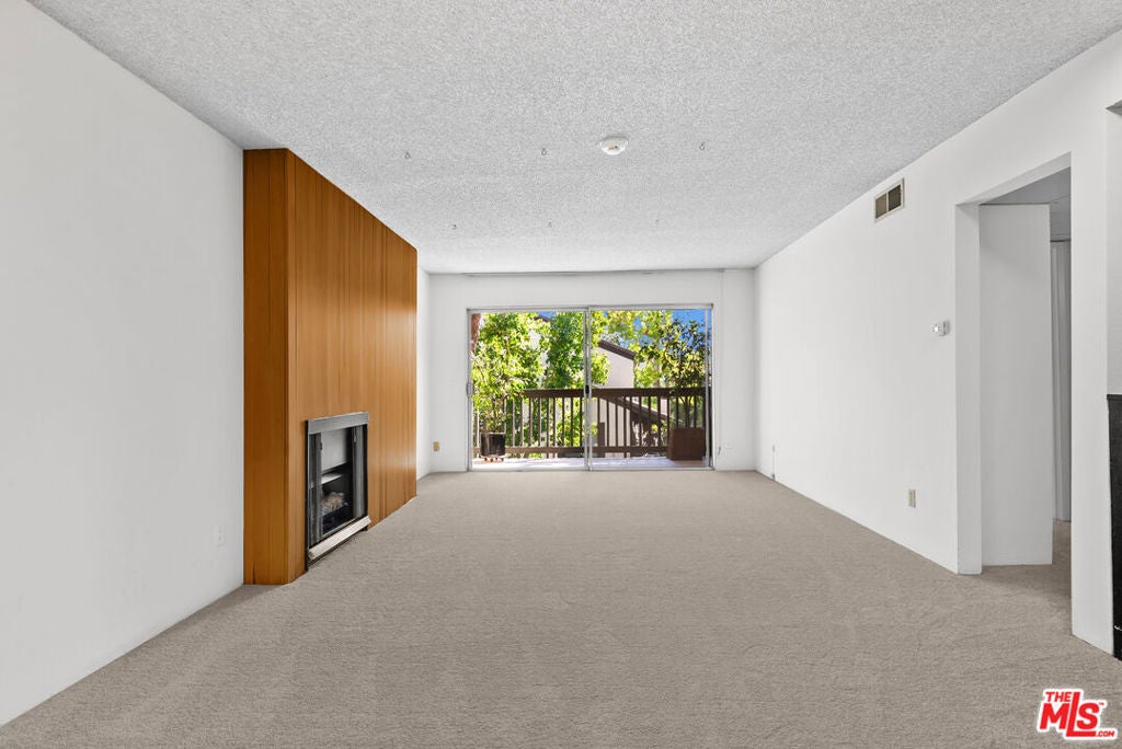 Photo of 8207 Raintree Circle, Culver City, CA 90230 (MLS # 26994261)