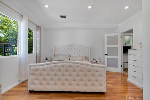 Tiny photo for 6954 Woodlake Avenue, West Hills, CA 91307 (MLS # SR26143047)