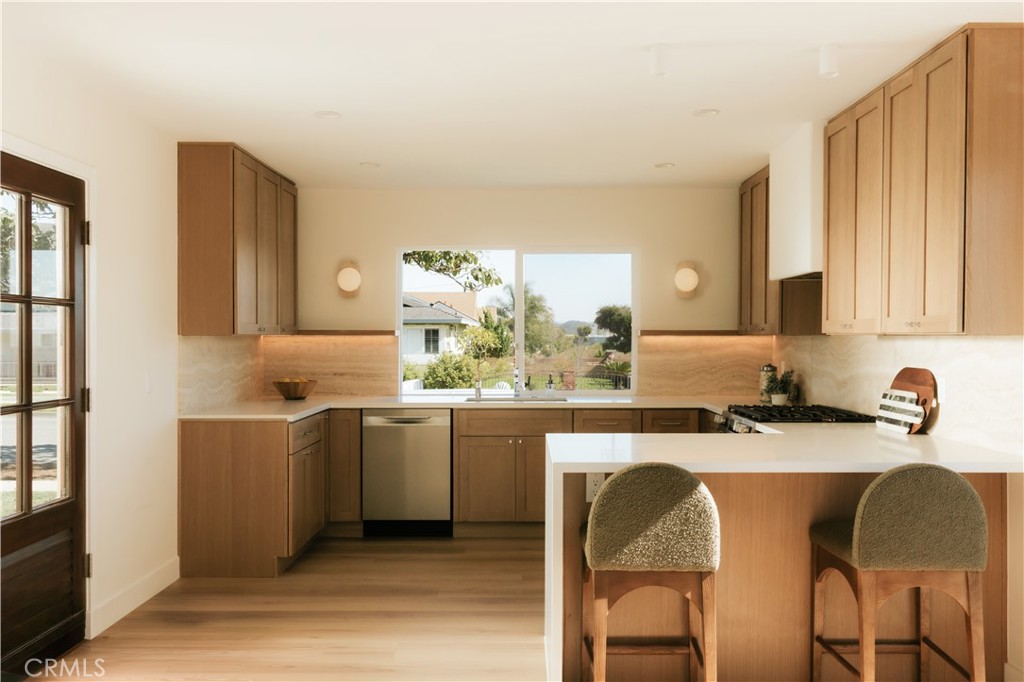 15325 Gramercy Place