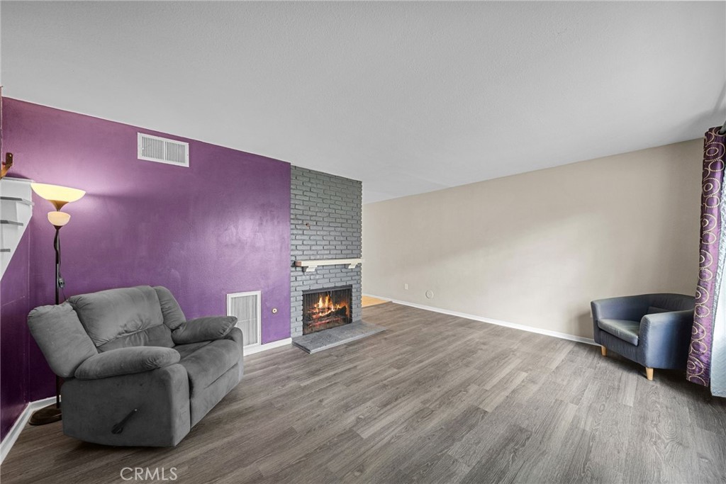 20717 Lemarsh C