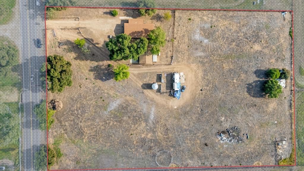 24780 Potrero Valley Rd