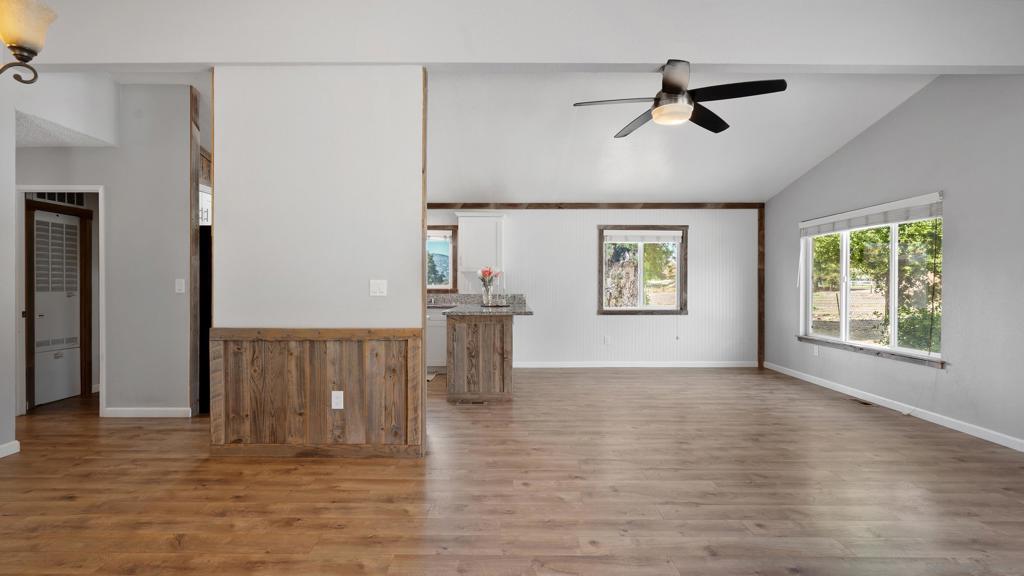 24780 Potrero Valley Rd