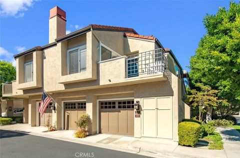 Photo of 51 Stanford Ct #82, Irvine, CA 92612 (MLS # OC25236846)