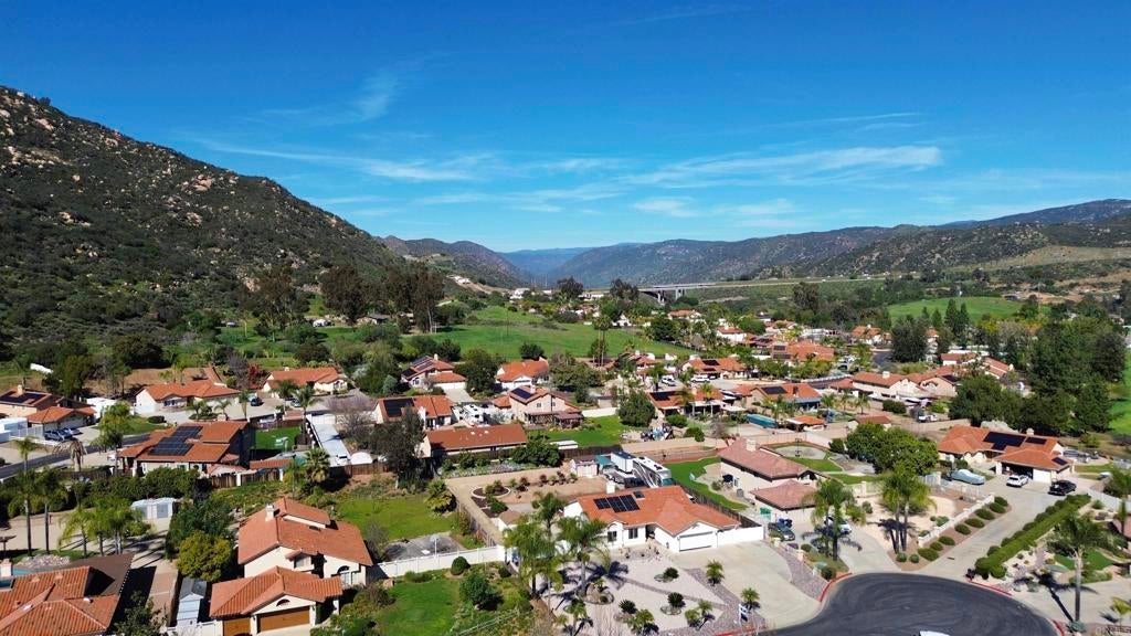 346 Hunter Court