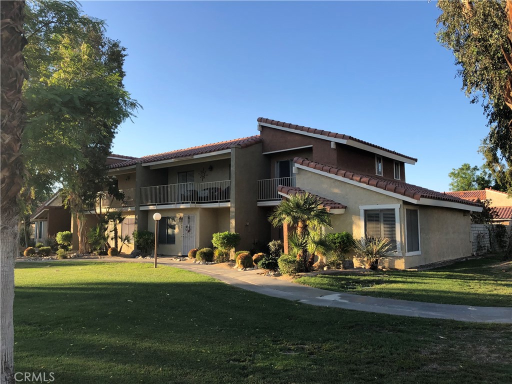 Welcome to your new home away from home in Palm Desert! This charming 2-bedroom, 2-bathroom condo located in the gated community of Mountain View Falls is available for lease. Whether you're a traveling professional or just looking for a temporary residence, this fully furnished condo is the perfect choice; it’s just waiting for you to settle in and relax!.
Kitchen consists of all stainless steel appliances, including a refrigerator, beautiful granite countertops and ample storage space that includes a kitchen pantry.
For your convenience there's an interior washer and dryer to make doing laundry a breeze! The downstairs bedroom offers 2 twin beds, while the upstairs bedroom features a king-size bed with a private balcony. Inside, you’ll be staying comfortable all year-round with air conditioning and ceiling fans throughout. The detached two car garage has direct access through the large private patio area.
Community Amenities: For your enjoyment, you’ll have access to the sparkling pools/spas, barbeques; tennis, pickleball and basketball courts for endless entertainment!
Prime Location: Embrace the vibrant lifestyle of Palm Desert; ideally situated near El Paseo's renowned restaurants, premier shopping destinations, top-rated golf courses and is within close proximity to the new Acrisure Arena featuring comedy, music and sporting events. Just minutes from the 10 Freeway, College of the Desert, CSUSB – Palm Desert campus and approximately 4.5 miles from the Eisenhower Medical Center.
No smoking, vaping and No pets allowed. This is a seasonal rental with minimum stay of 30 days. Pricing may vary depending on the time of year and length of stay.