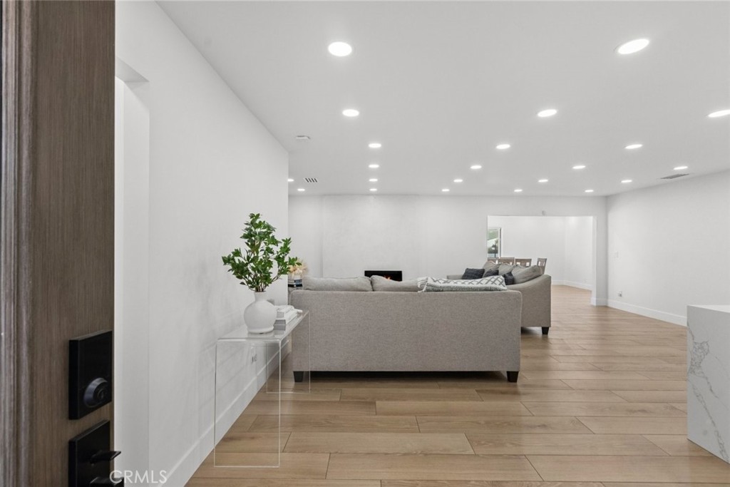 10542 Woldrich Street