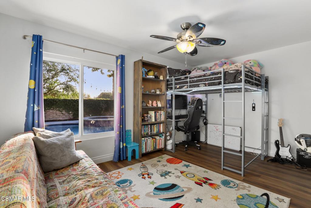 Cal Classics-102 - 1000052 - Residential